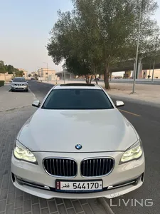 بي إم دبليو الفئه السابعه ٧٣٠ لي 2014